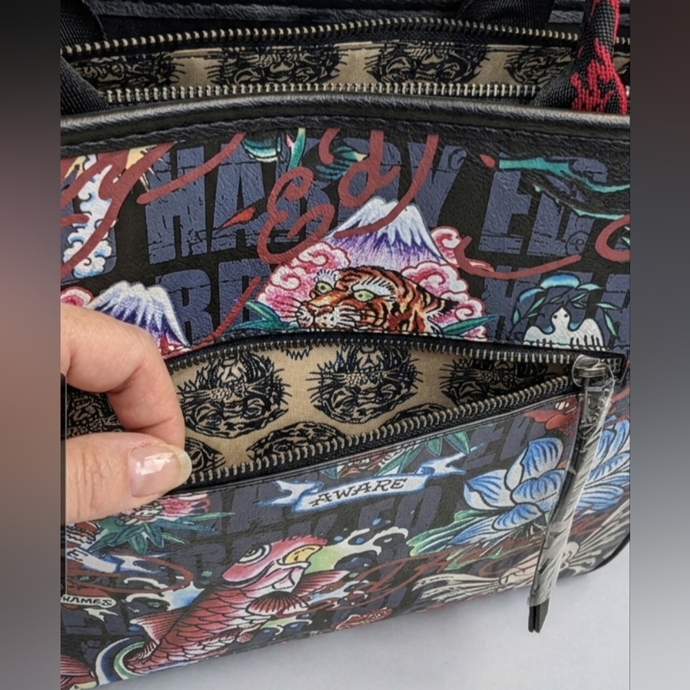 Ed Hardy Straw/Woven Tote Bag Rhinestones  Crossbody Strap Love Kills Slowly - Picture 11 of 15
